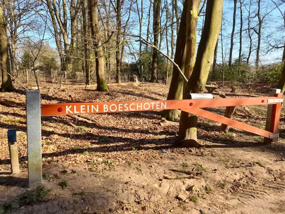 Gezellig Ingerichte Blokhut Op Een Rustig Park! Putten Exterior photo